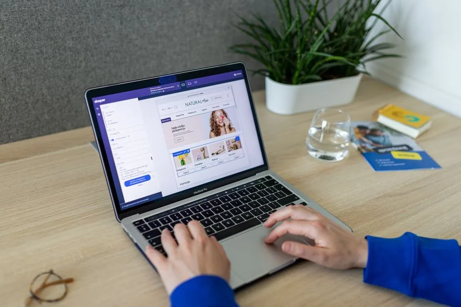 Understanding Shopify Pricing: Hidden Costs & TCO